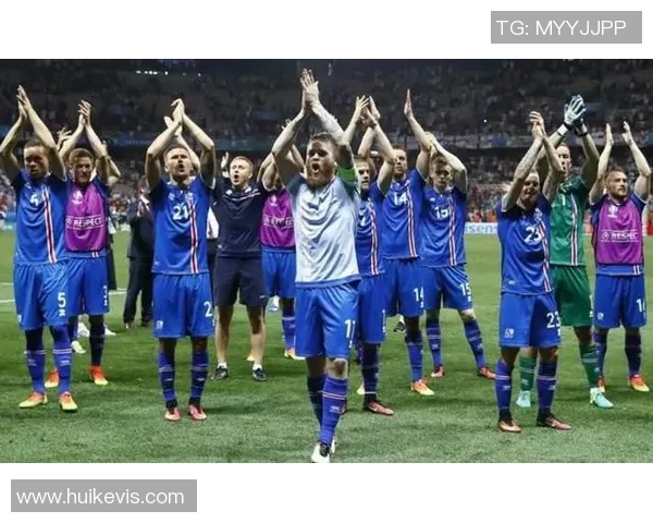 一届世界杯见证人生的起伏与梦想的追逐